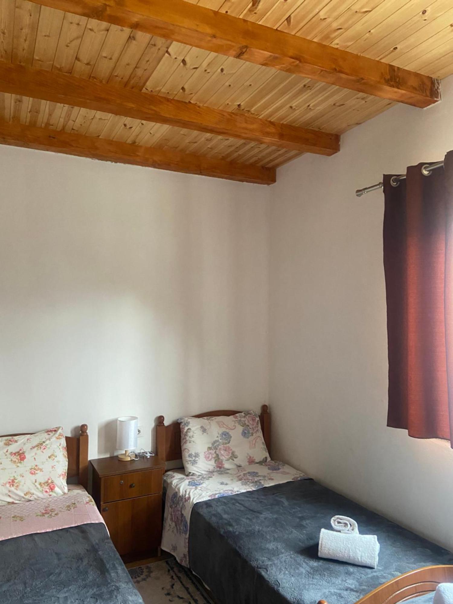Guesthouse Freskia ثيث المظهر الخارجي الصورة