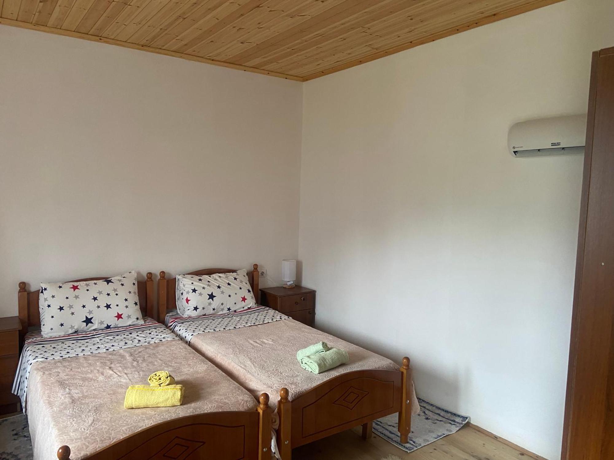 Guesthouse Freskia ثيث المظهر الخارجي الصورة
